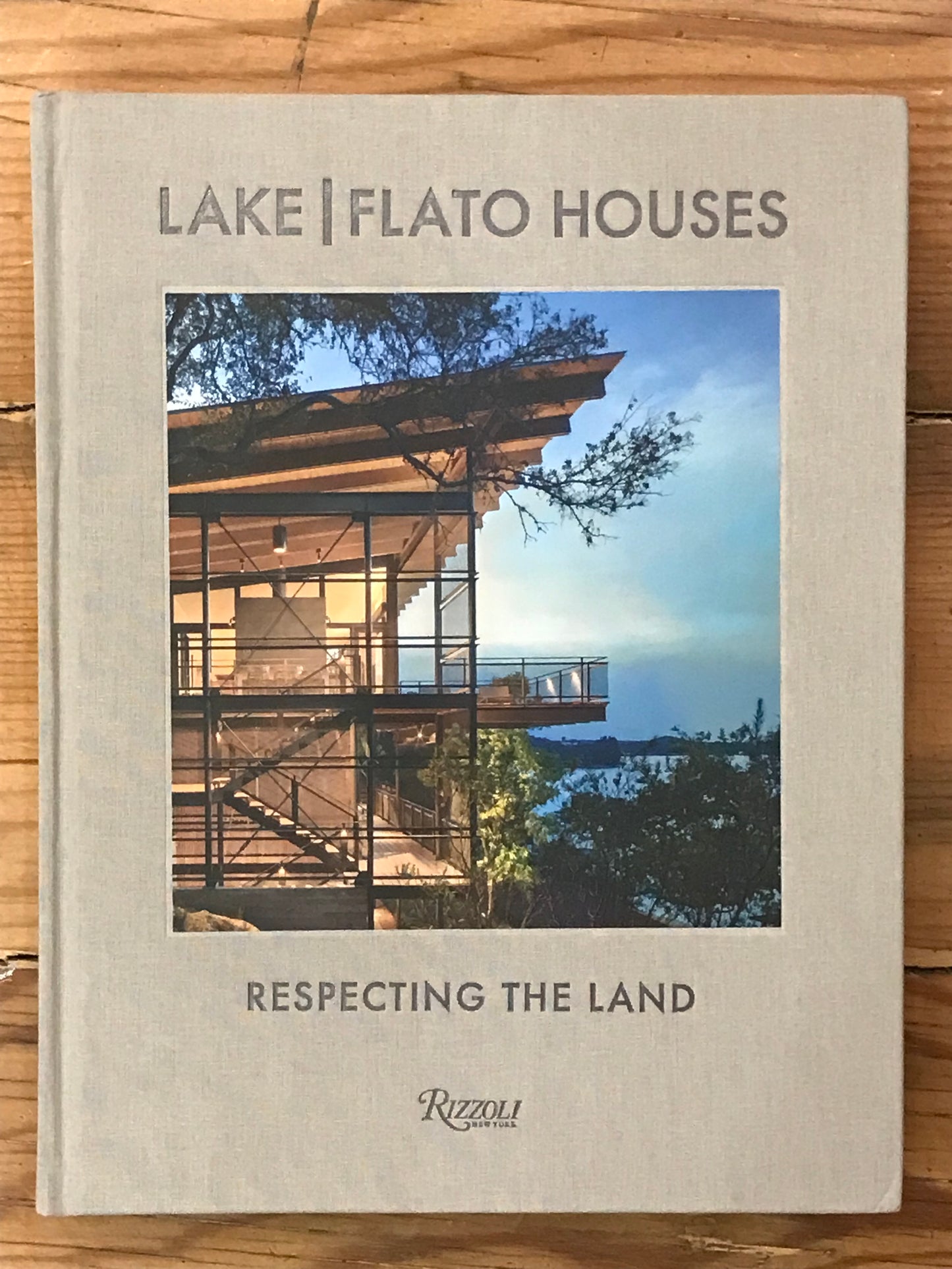 Lake/Flato Houses : Respecting the Land
