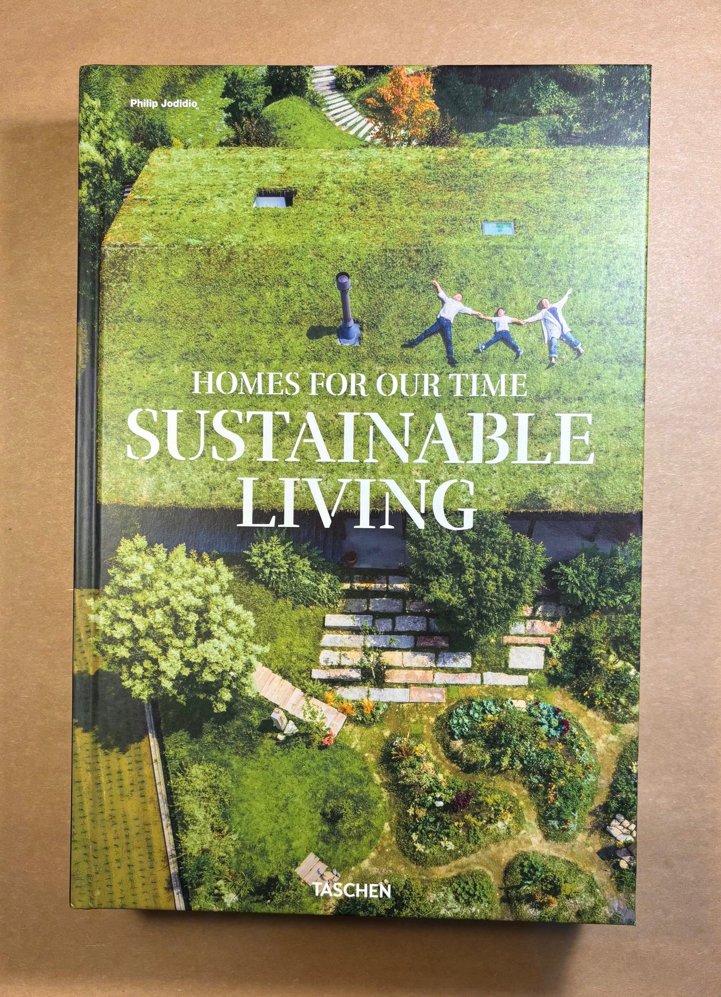 Homes for our Time: Sustainable Living