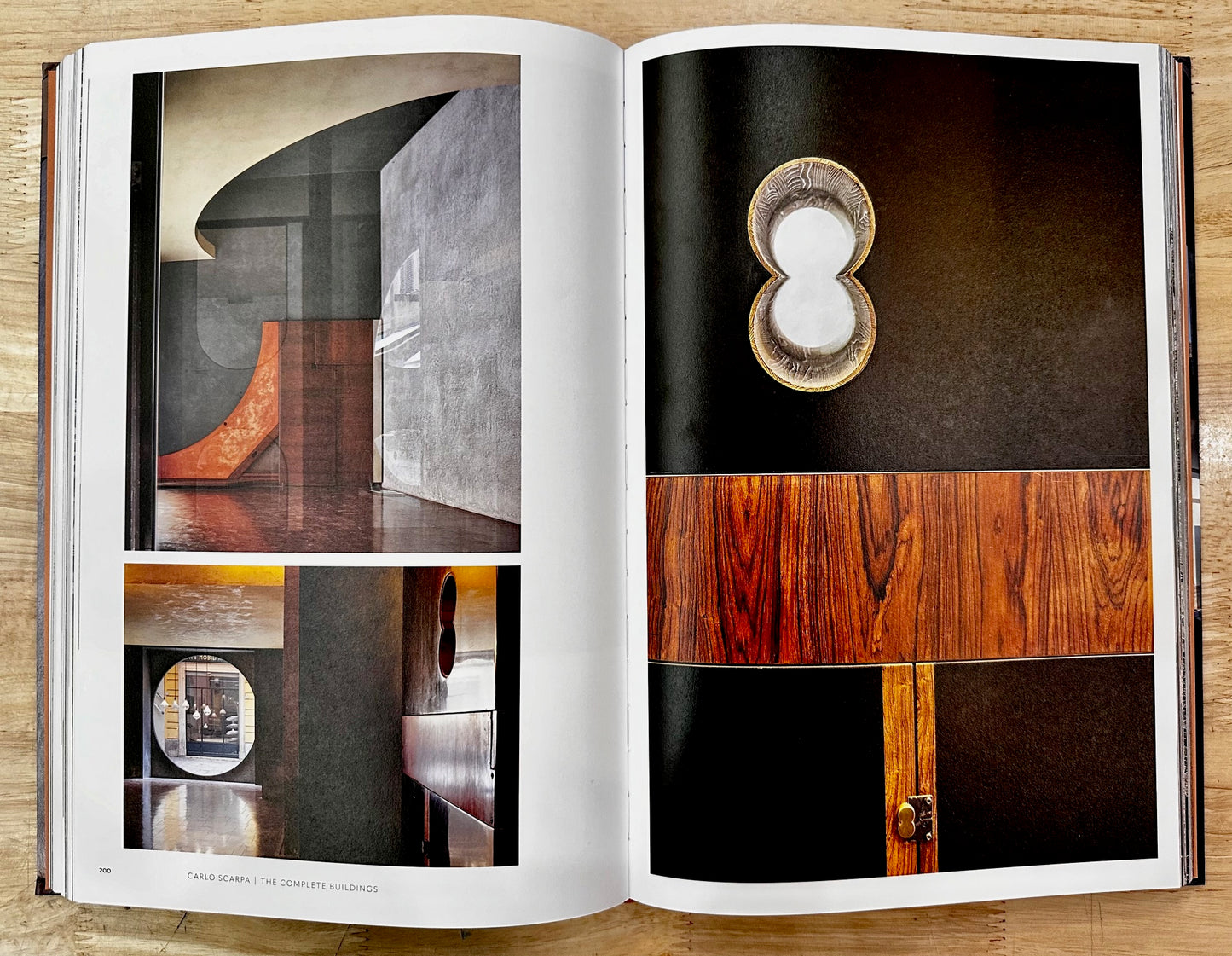 Carlo Scarpa : The Complete Buildings