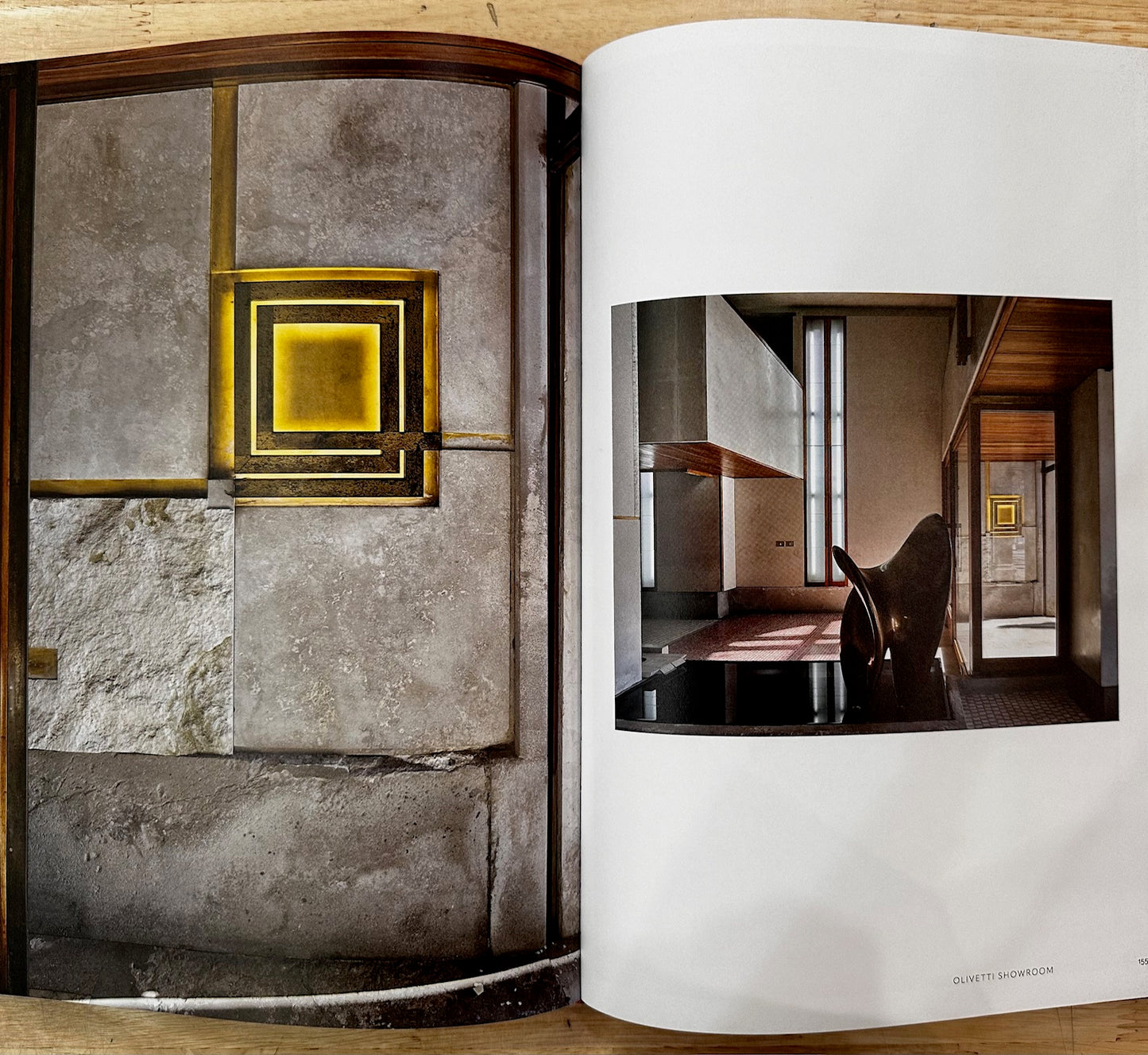 Carlo Scarpa : The Complete Buildings