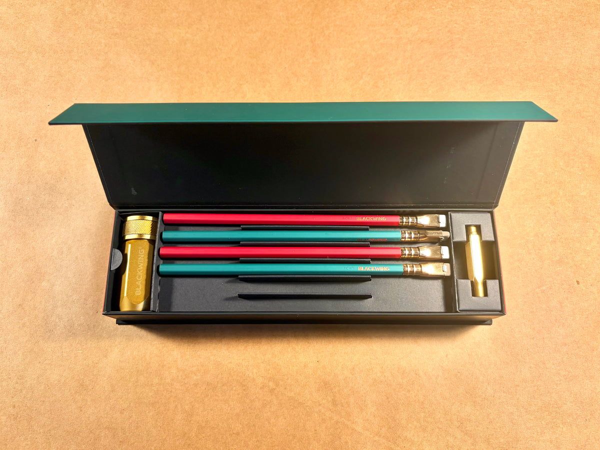 Blackwing Holiday Matte Pencil Essential Set